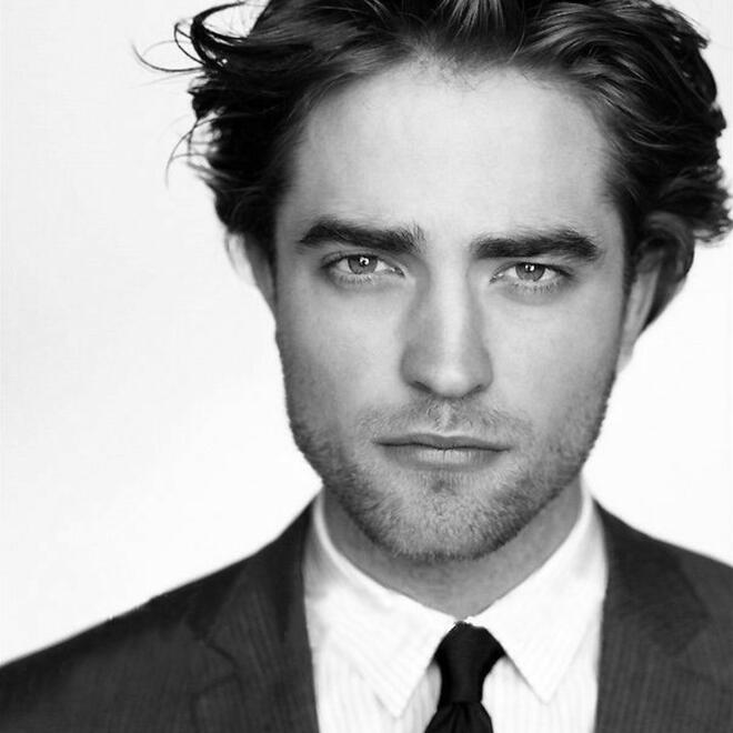 ROBERT PATTINSON